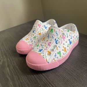 Toddler Native Disney Confetti Print Shoes Size C5 Never Worn